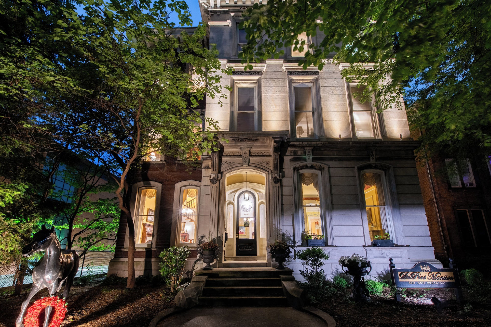Front exterior of DuPont Mansion Bed and Breakfast in Louisville